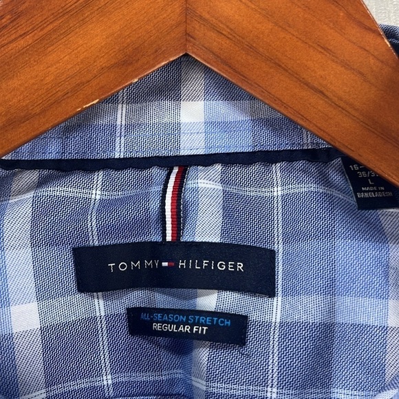 Tommy Hilfiger Blue & White Button Down Shirt Men’s L | Like New - Picture 5 of 7